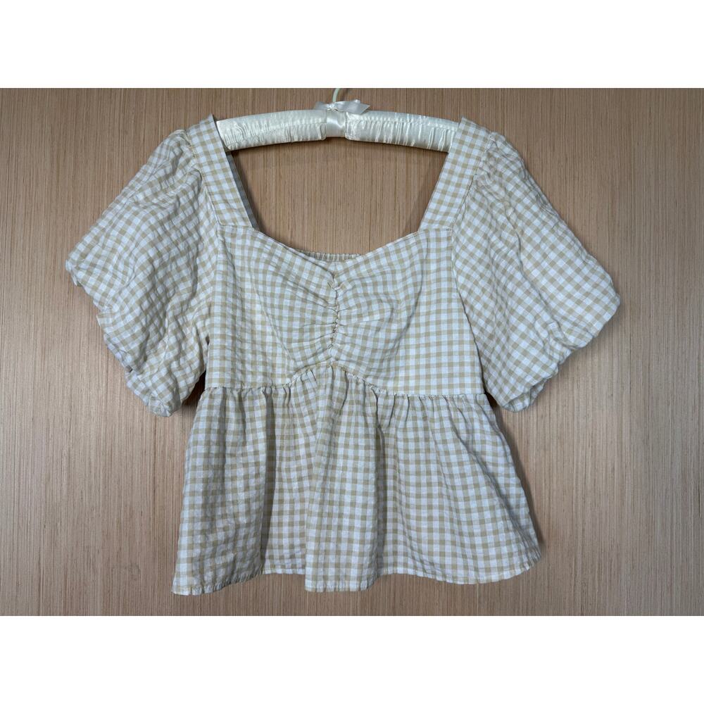 Old Navy Puff Sleeve Smocked Seersucker Gingham Babydoll Top Size Large Petite